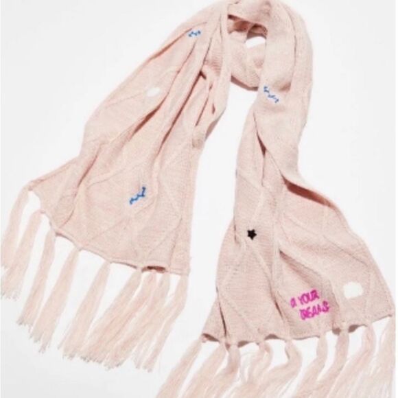 NWOT Urban Outfitters Bella Embroidered In Your Dreams Scarf pale pink - Picture 3 of 6
